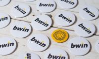 Διαφημιστικές κονκάρδες bwin