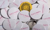 Evas Bachelorette party κονκάρδες