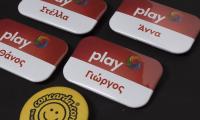 Κονκάρδες προσωπικού Play Opap