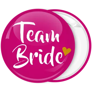 K&omicron;&nu;&kappa;ά&rho;&delta;&alpha; &rho;&omicron;&zeta; Team Bride &chi;&rho;&upsilon;&sigma;ή &kappa;&alpha;&rho;&delta;&iota;ά