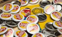 Διαφημιστικές κονκάρδες Lays
