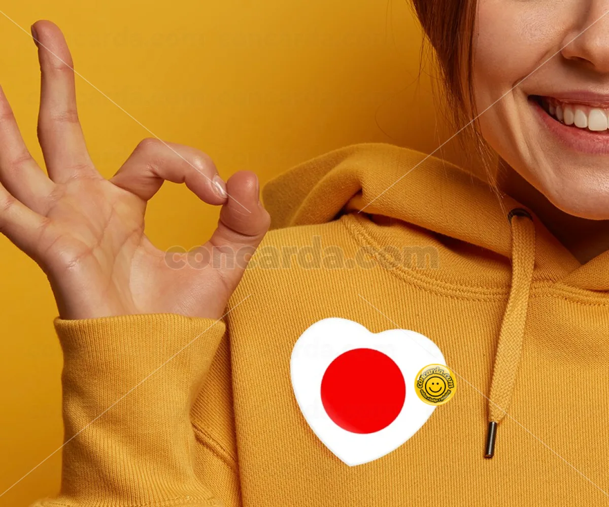 Japan flag — Κονκάρδα Καρδιά 57mm