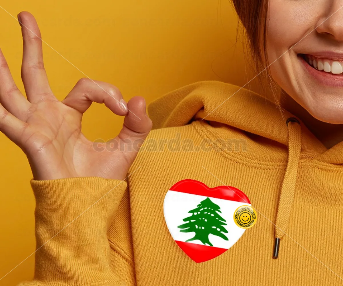 Lebanon flag — Κονκάρδα Καρδιά 57mm
