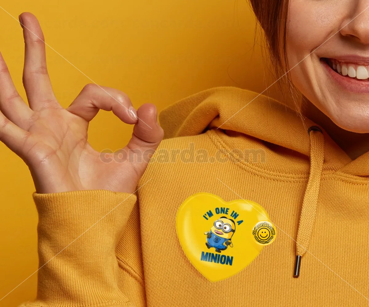 I'm one in a minion — Κονκάρδα Καρδιά 57mm