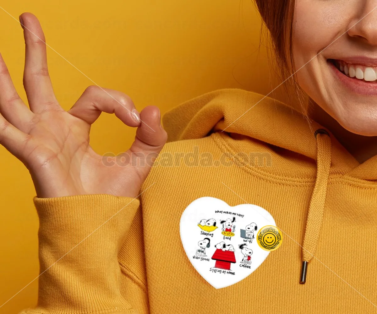 Snoopy what makes my happy — Κονκάρδα Καρδιά 57mm