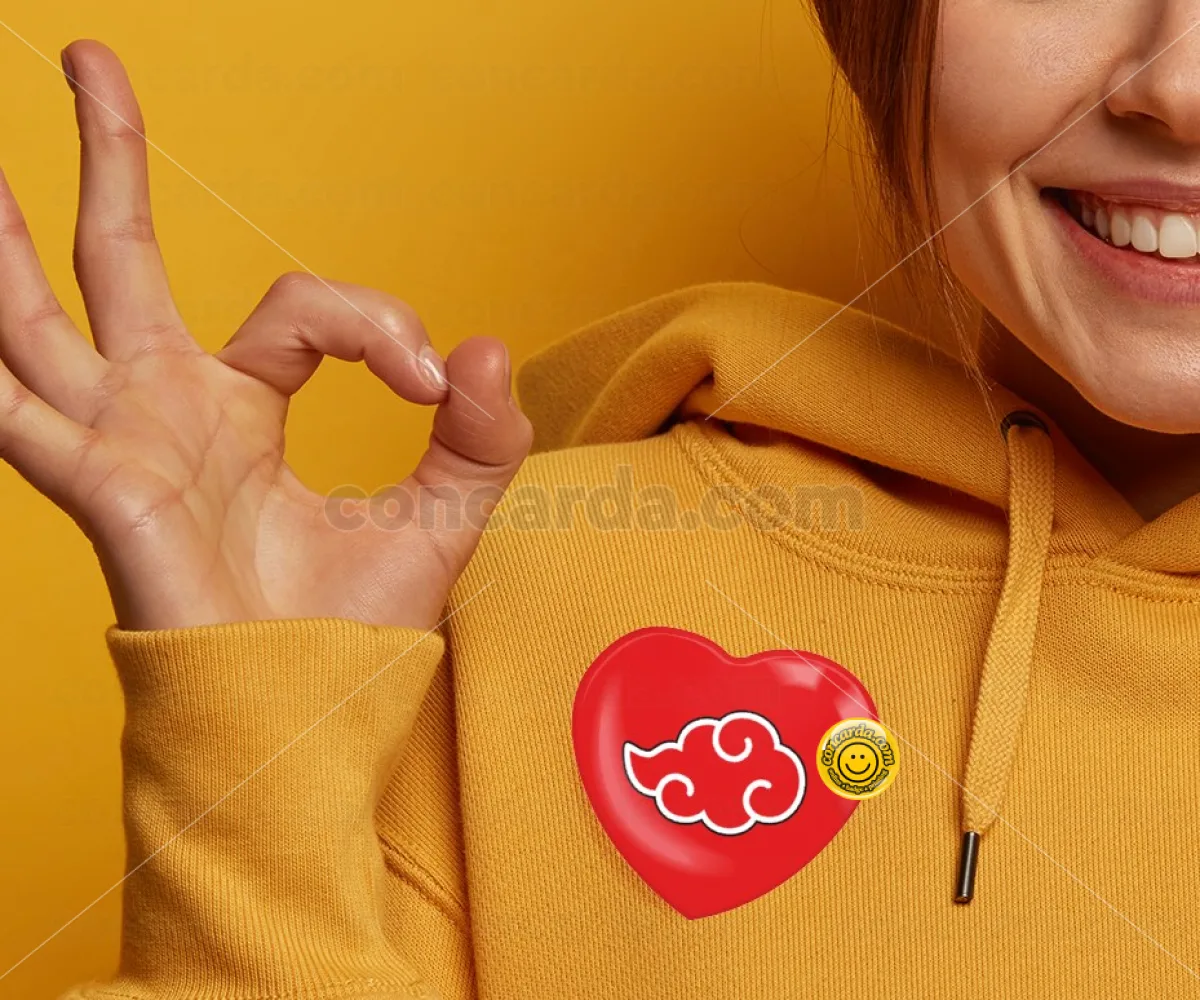 Naruto Akatsuki Cloud — Κονκάρδα Καρδιά 57mm