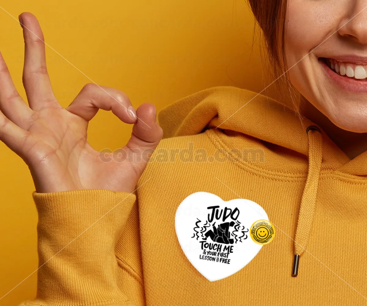 Judo Touch Me And Your First Lesson Is Free — Κονκάρδα Καρδιά 57mm