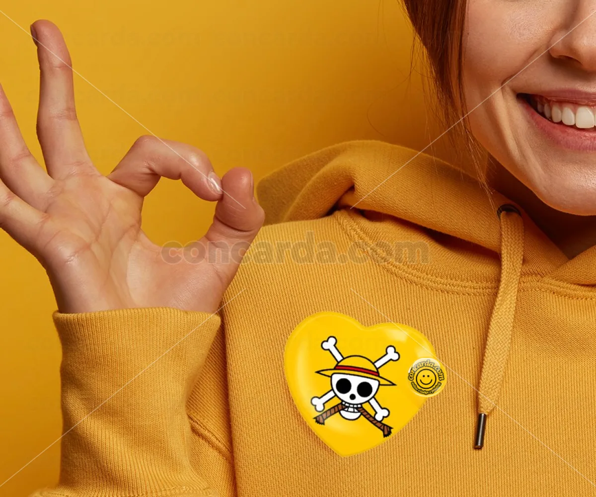 Onepiece skull — Κονκάρδα Καρδιά 57mm
