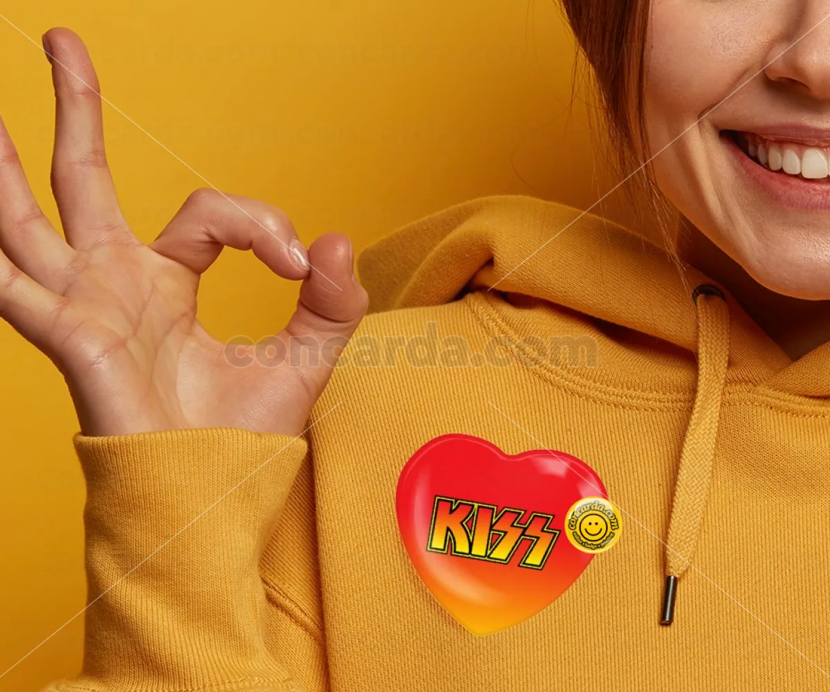 KISS — Κονκάρδα Καρδιά 57mm