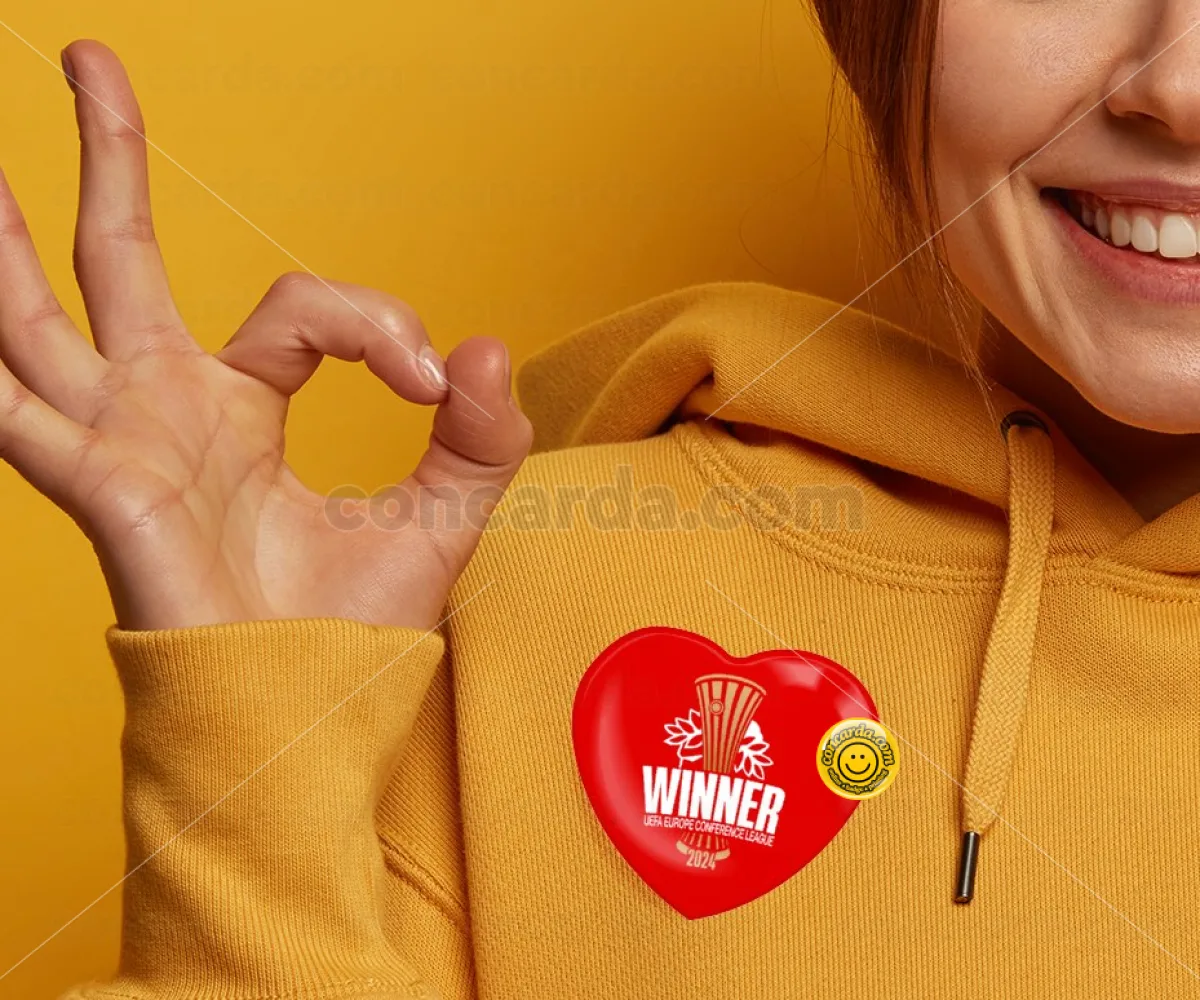 Europa Conference League WINNER — Κονκάρδα Καρδιά 57mm