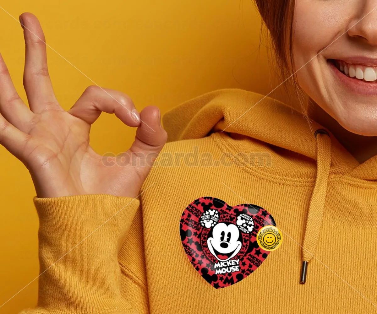 Mickey Mouse — Κονκάρδα Καρδιά 57mm
