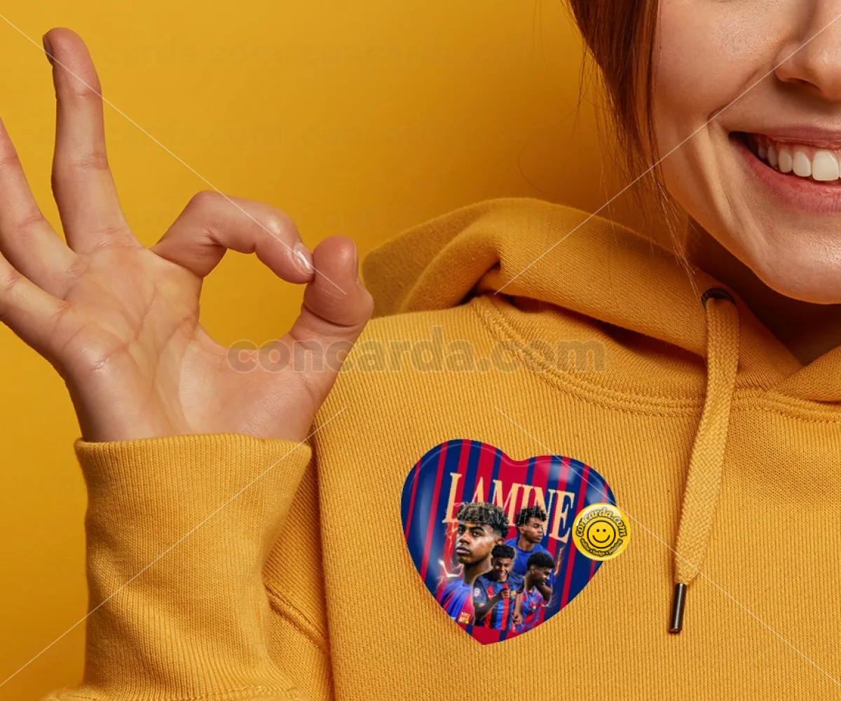 lamine yamal FCB — Κονκάρδα Καρδιά 57mm