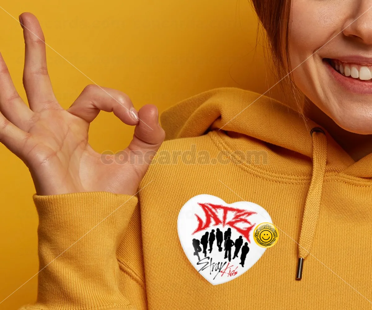 Stray Kids Boy band — Κονκάρδα Καρδιά 57mm