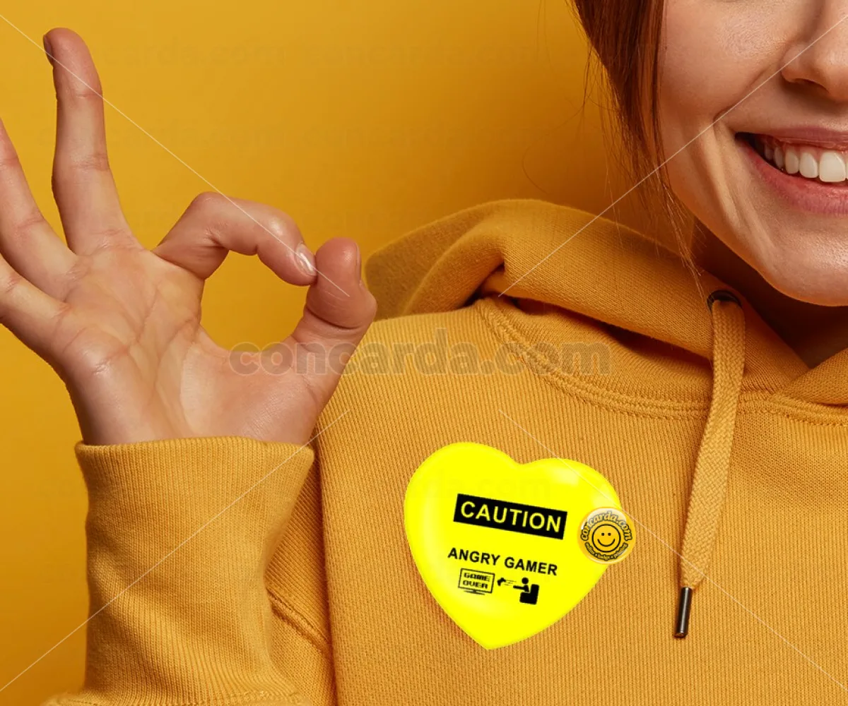 Caution, angry gamer! — Κονκάρδα Καρδιά 57mm
