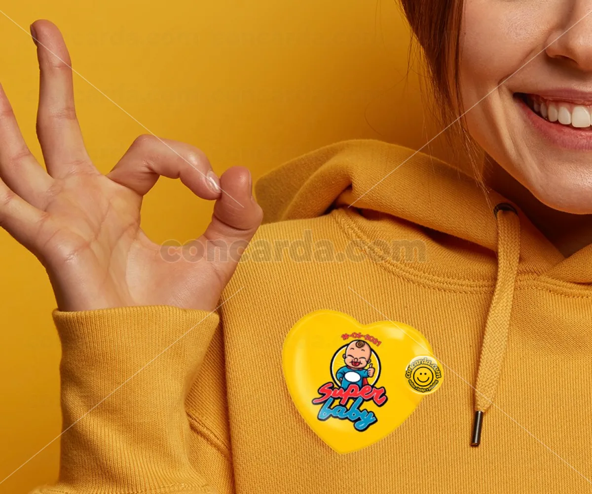 Super baby. — Κονκάρδα Καρδιά 57mm
