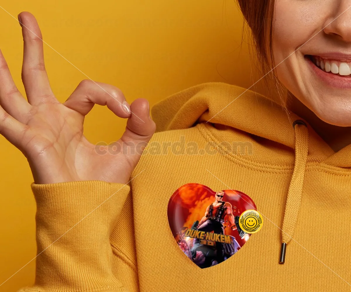 Duke nukem — Κονκάρδα Καρδιά 57mm