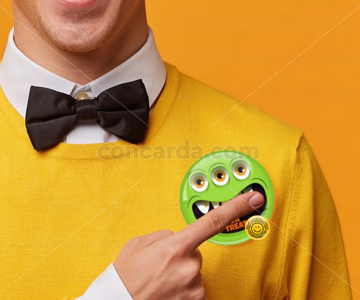 Halloween trick or treat 3 eyes monster — Κονκάρδα Στρογγυλή, Παραμάνα 75mm