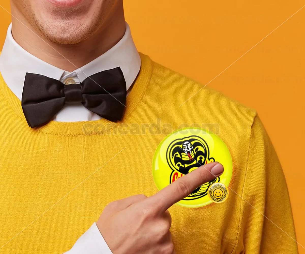 Cobra Kai Yellow — Κονκάρδα Στρογγυλή, Παραμάνα 75mm